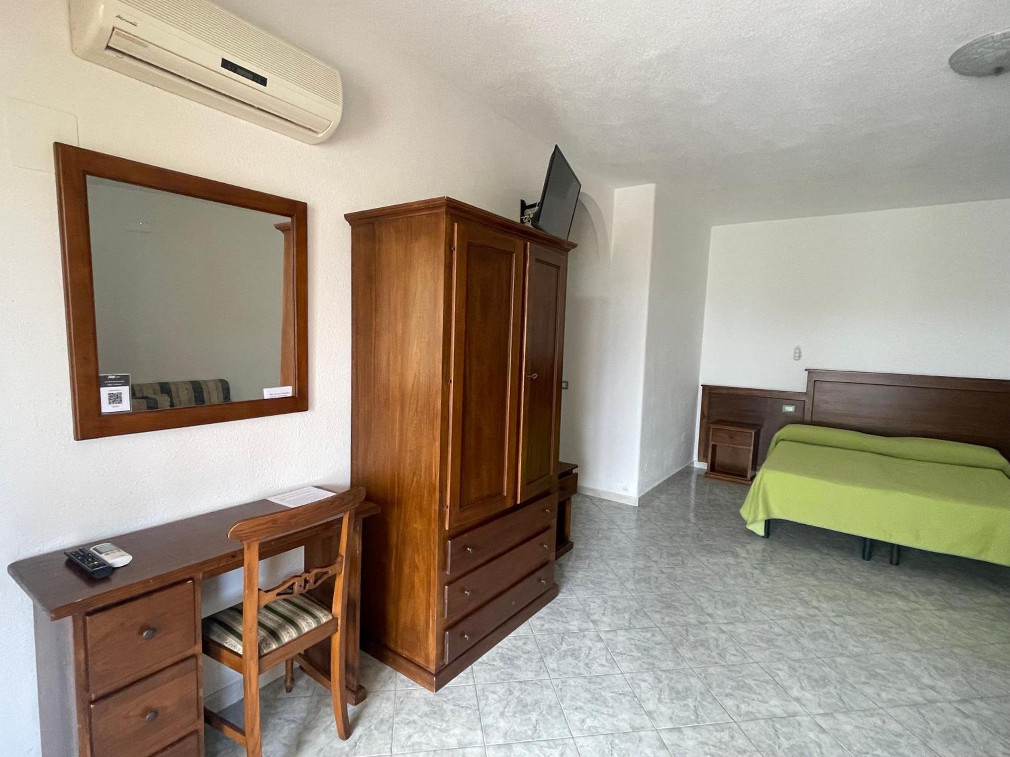 Forio di Ischia Residence Andrea A Mare מראה חיצוני תמונה
