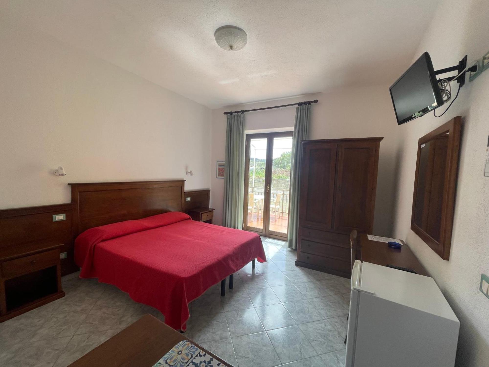 Forio di Ischia Residence Andrea A Mare מראה חיצוני תמונה