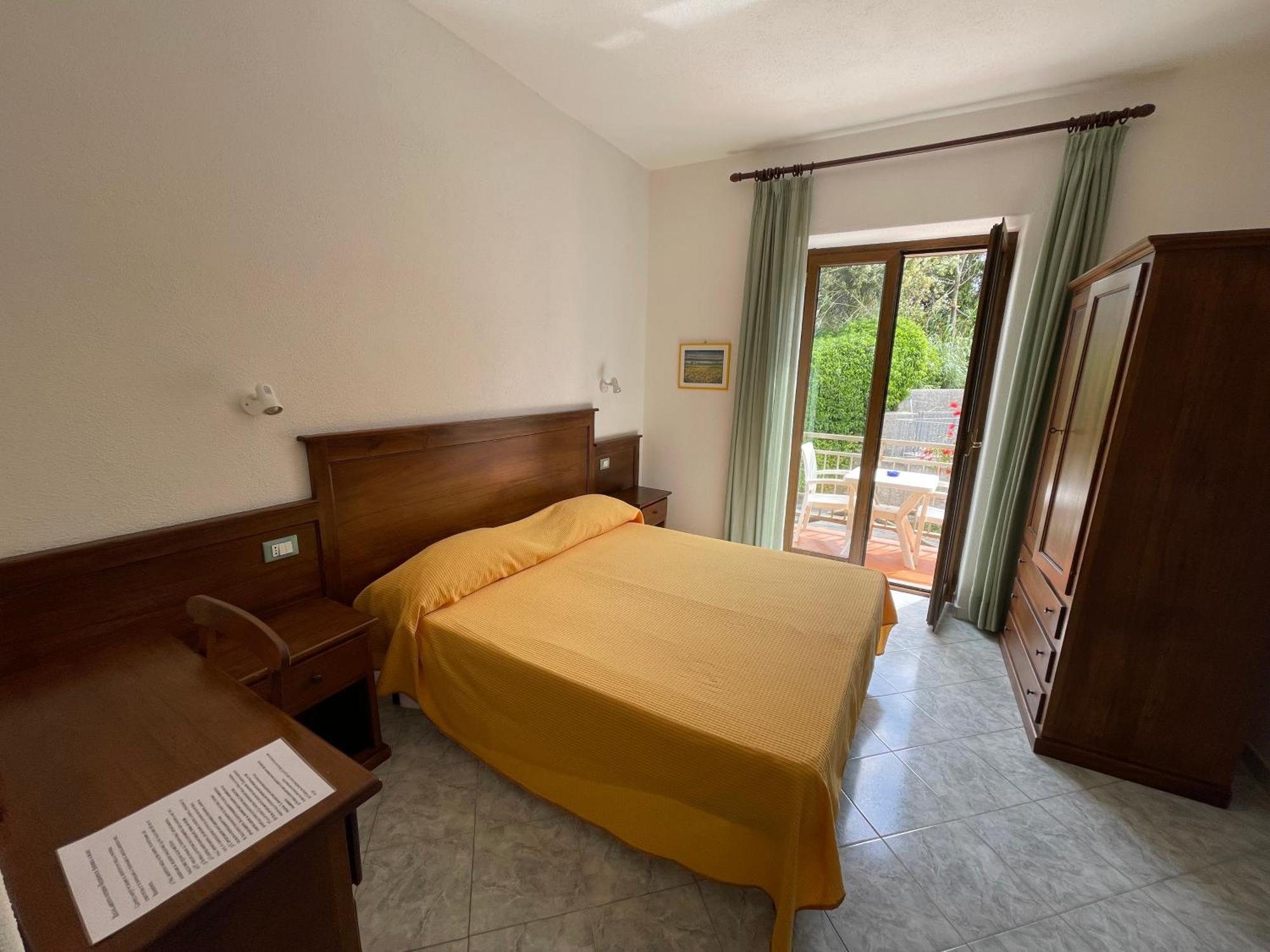 Forio di Ischia Residence Andrea A Mare מראה חיצוני תמונה