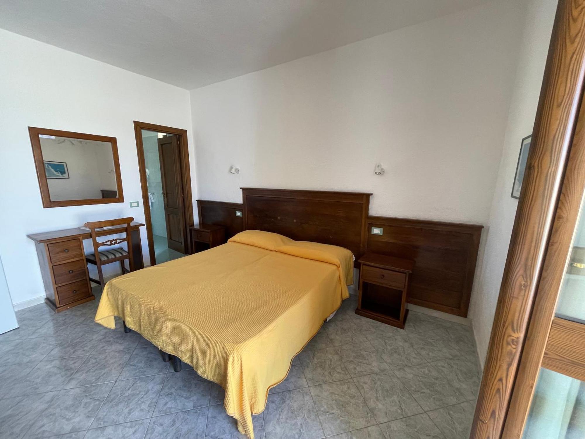 Forio di Ischia Residence Andrea A Mare מראה חיצוני תמונה